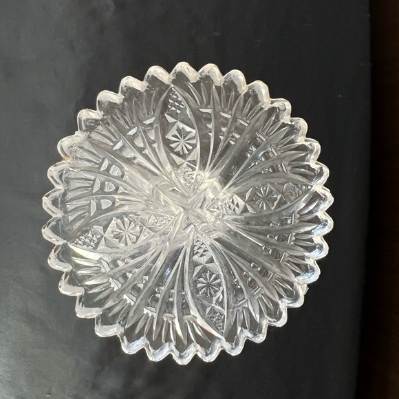 Vintage Imperial Glass Vase. Hobstar with Sawtooth Rim. - Picture 2 of 2